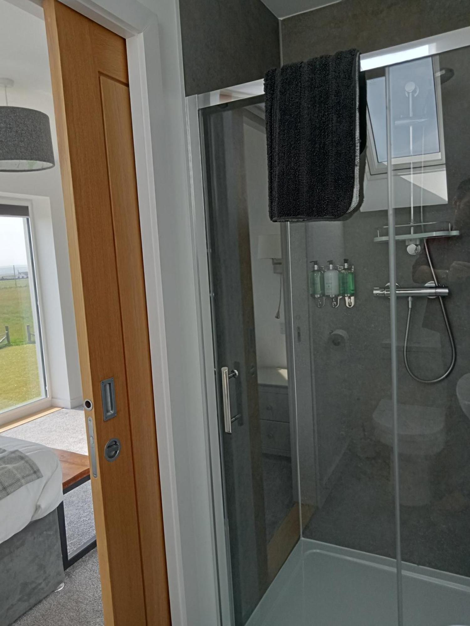 Flotnar Hus - Ensuite Rooms Keiss Zimmer foto